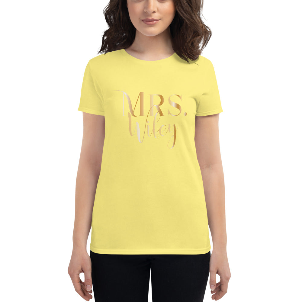 Mrs. Wifey-GoldWomen's short sleeve t-shirt